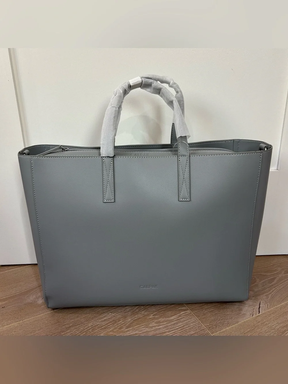 NWT New Calpak Haven Laptop Tote Bag in Smoke